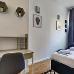 Chateaubriand - Charmant Appartement Proche Champs Elysees 6P
